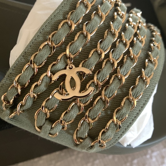 Chanel 17C Slides RARE - Picture 3 of 9